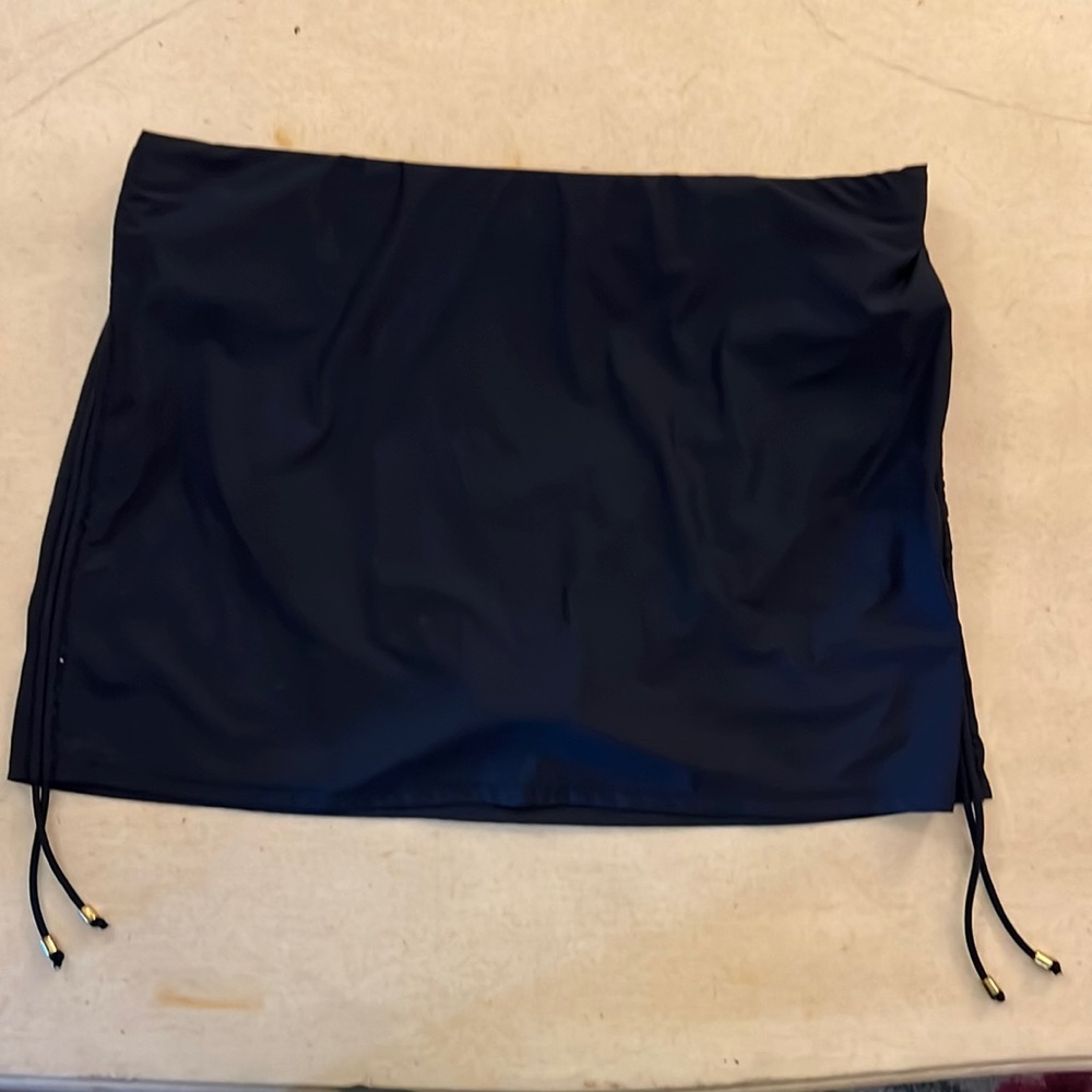 Spanx Swim Skirt size 18 in good condition